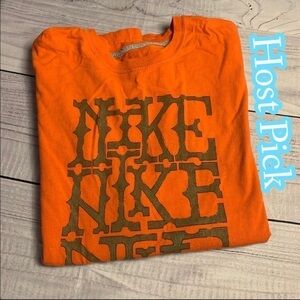 ✅4X Host Pick✅ Nike T-Shirt, XL